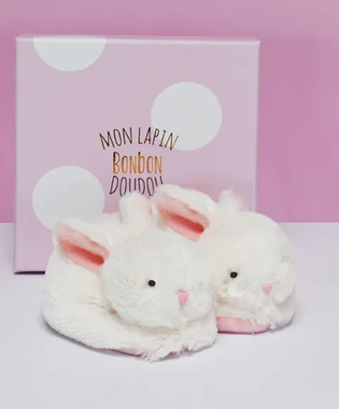 Doudou et Compagnie Coffret cadeau naissance chaussons lapin rose avec hochet - 0/6 mois> Chaussons