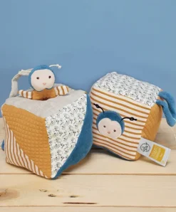 Doudou et Compagnie Cube d'activités Pollen l'abeille en coton BIO 10 X 10 cm> Doudous En Coton Bio|Balles Sensorielles
