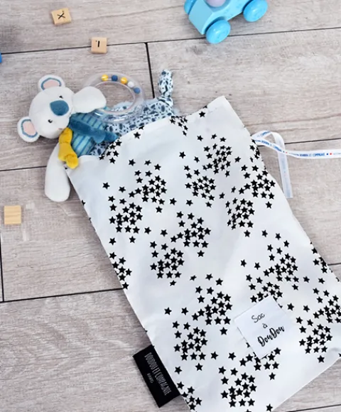 Doudou et Compagnie Doudou d'activités Yoca le koala - 22 cm> Doudou Plat|Hochets Et Pantins D'Activités