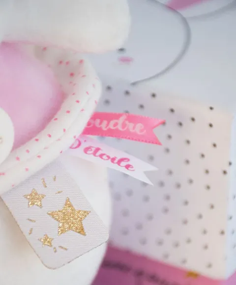 Doudou et Compagnie Peluche musicale lapin étoile rose - 14 cm> Boîte À Musique