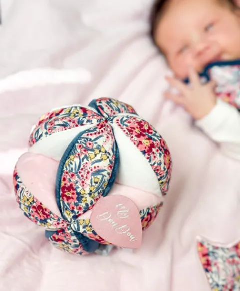 Doudou et Compagnie Balle sensorielle Faon - 15 cm - Bohaime