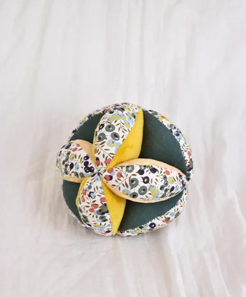 Doudou et Compagnie Balle sensorielle Lion - Bohaime - 15 cm