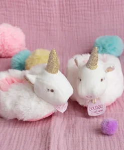 Doudou et Compagnie Coffret cadeau naissance chaussons bébé Licorne avec hochet - 0/6 mois