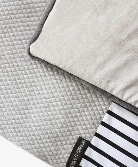 Doudou et Compagnie Tapis de jeu Bébé - Gris / blanc - 100 X 100 cm
